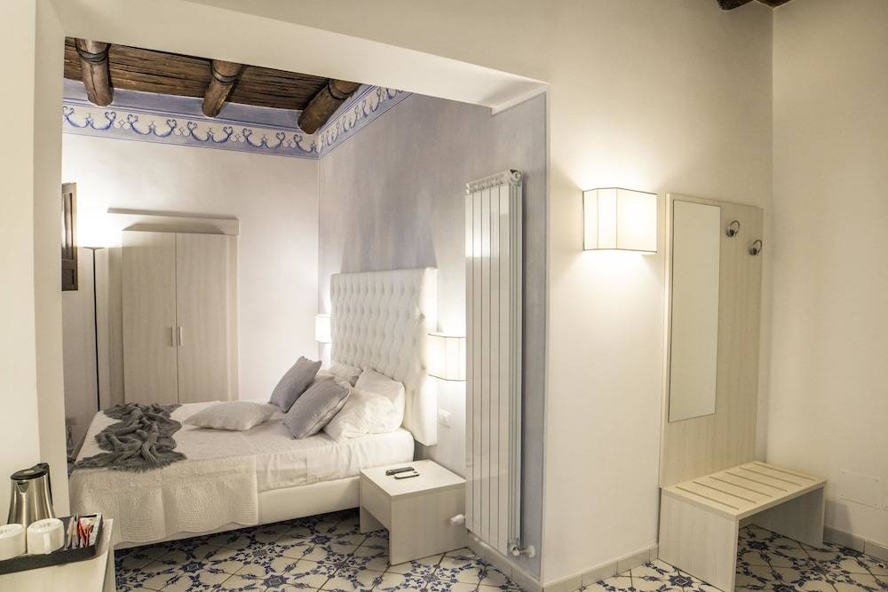 Morelli suite 1