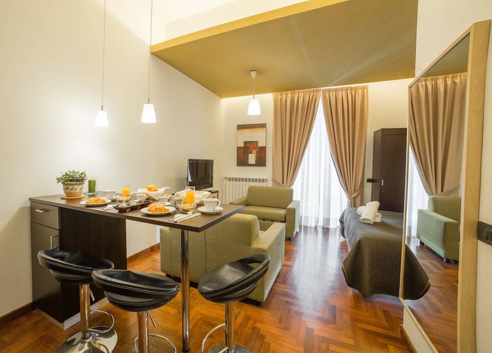 B&B Chiaia 32 1