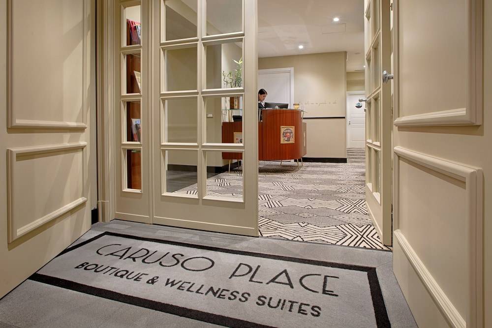 Caruso Place Luxury Rooms & Suites 2