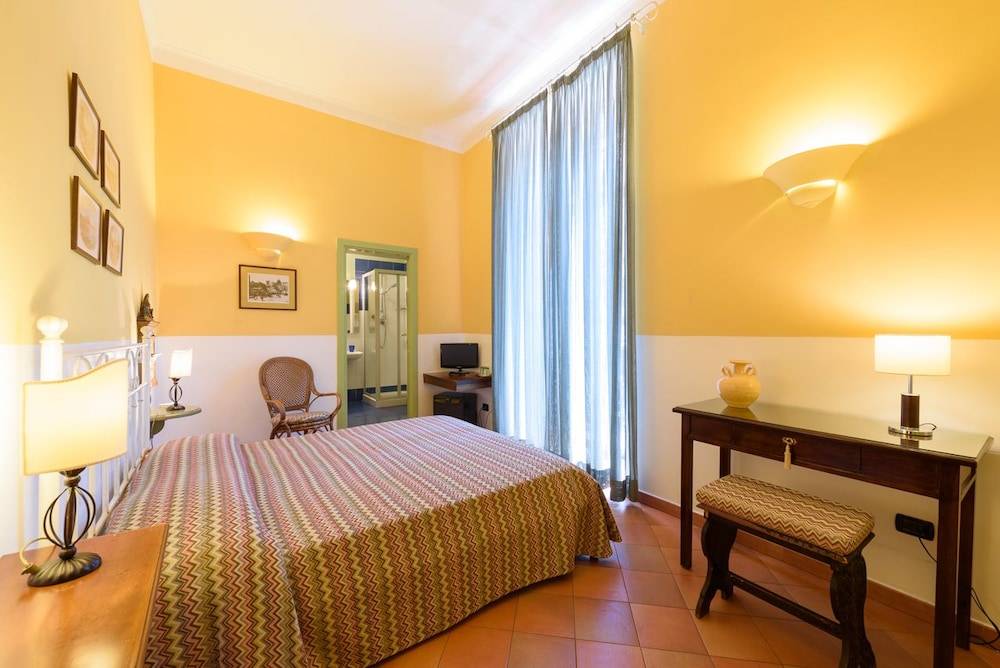 Hotel Mergellina 1