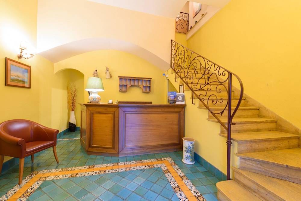 Hotel Mergellina 2