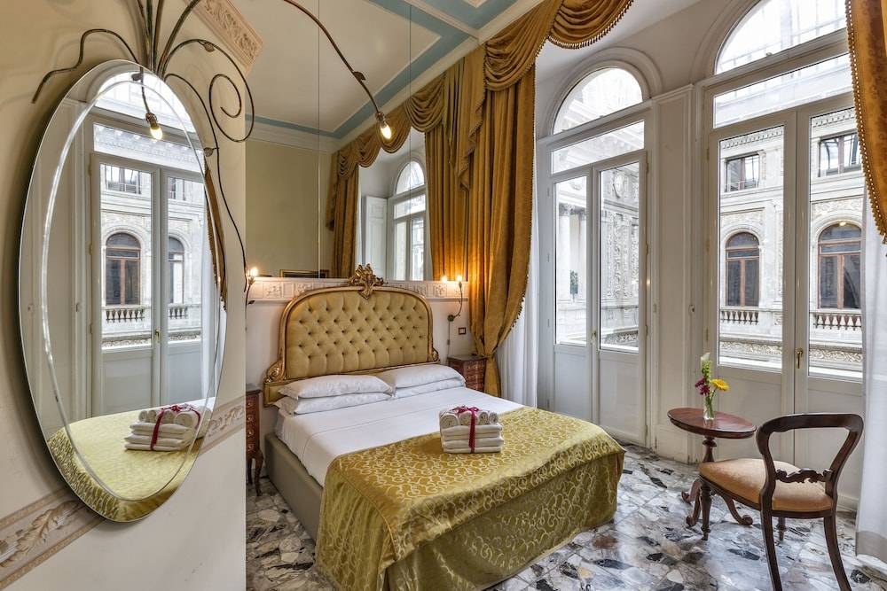B&B Art Suite Santa Brigida 1