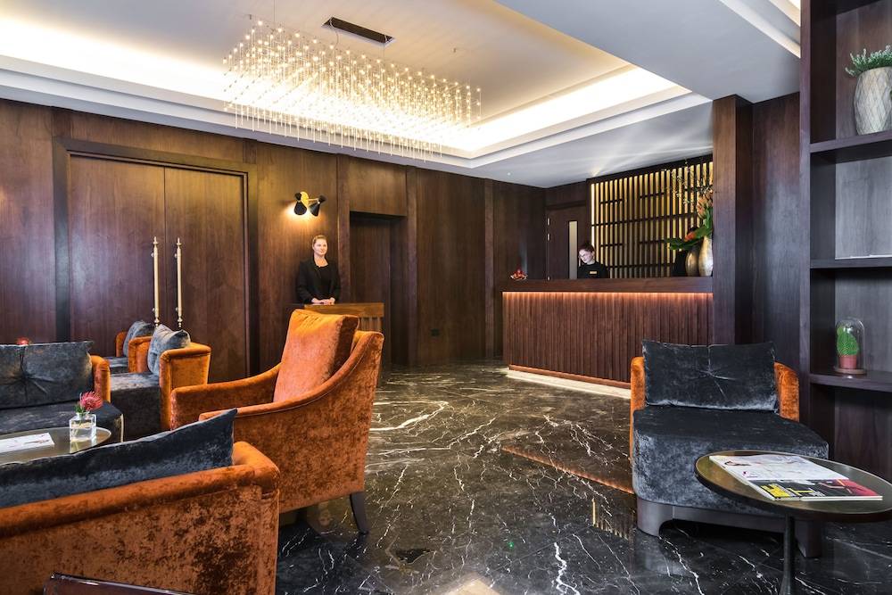 Montcalm Chilworth Townhouse 2
