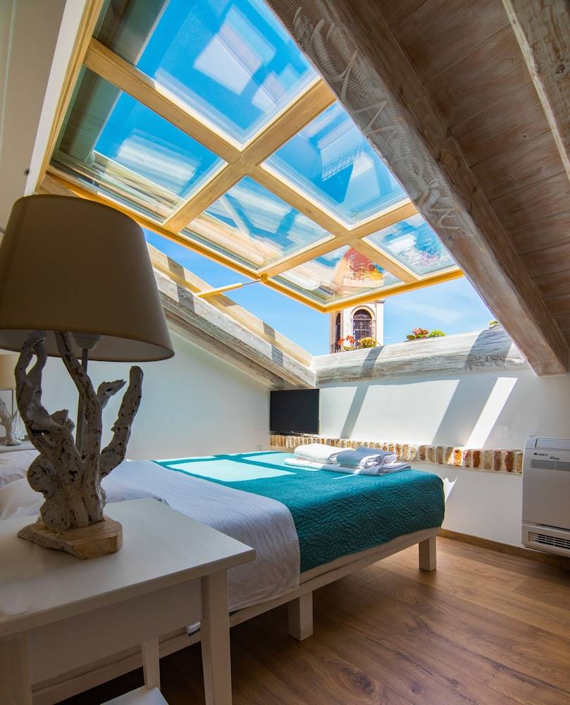 Sky Loft Corfu Old Town Apartments 1
