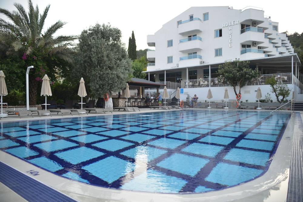 Adler Hotel 1