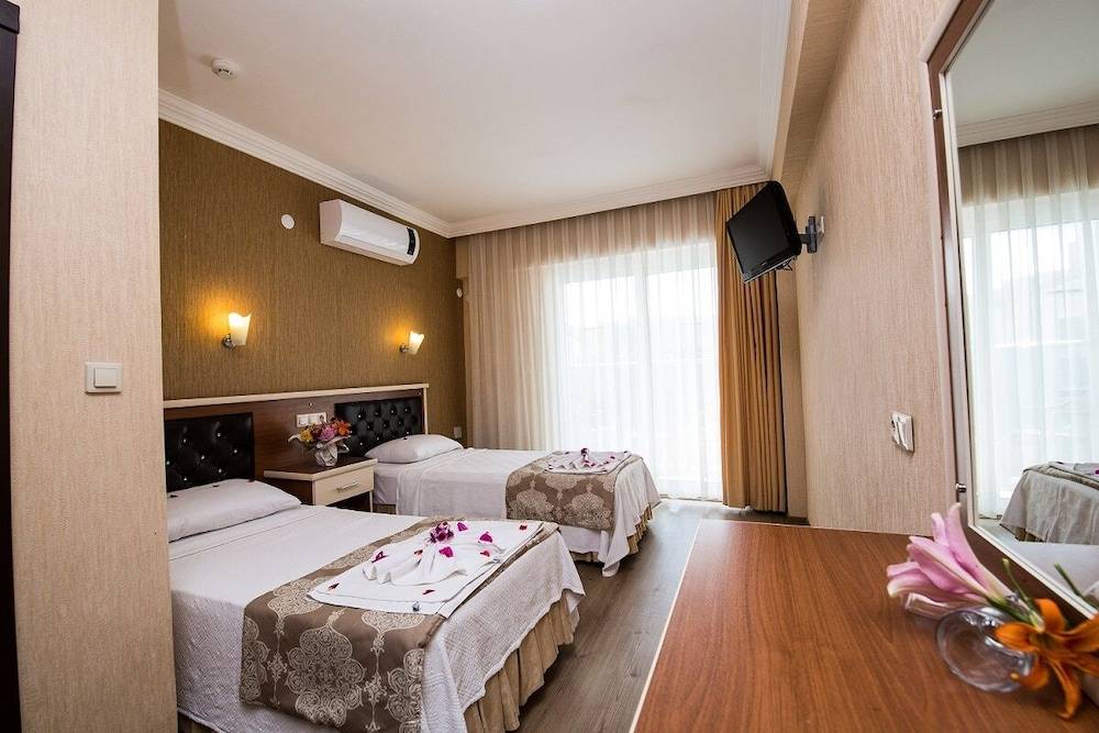 Epic Hotel 1