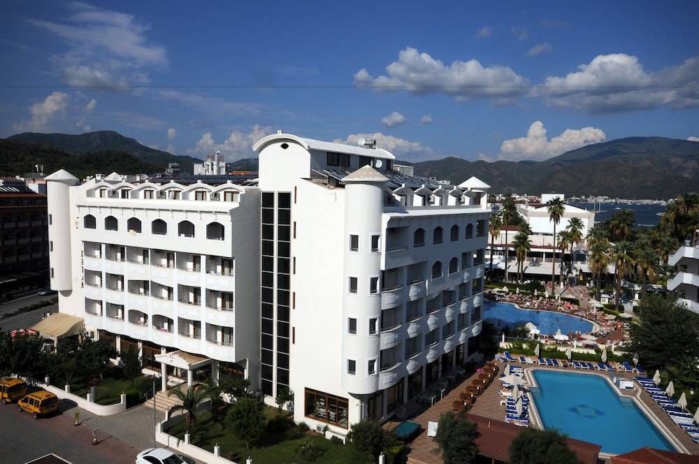 Hotel My Dream 1