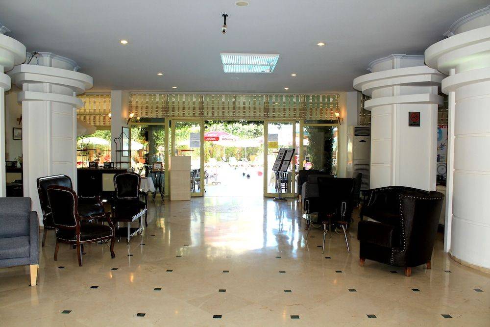 Grand Hotel Faros 2