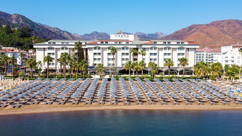 Faros Premium Beach 1