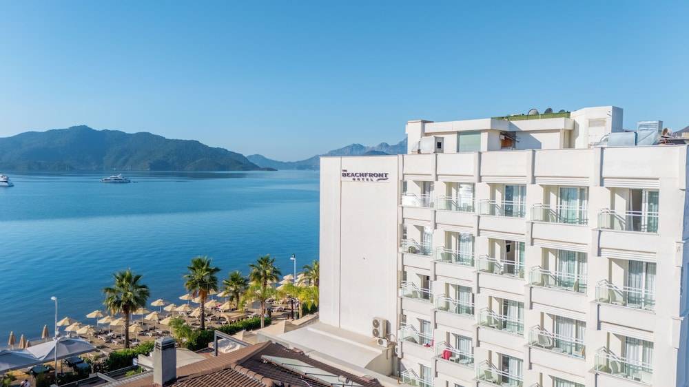 The Beachfront Hotel Adult Only 16 Plus 1