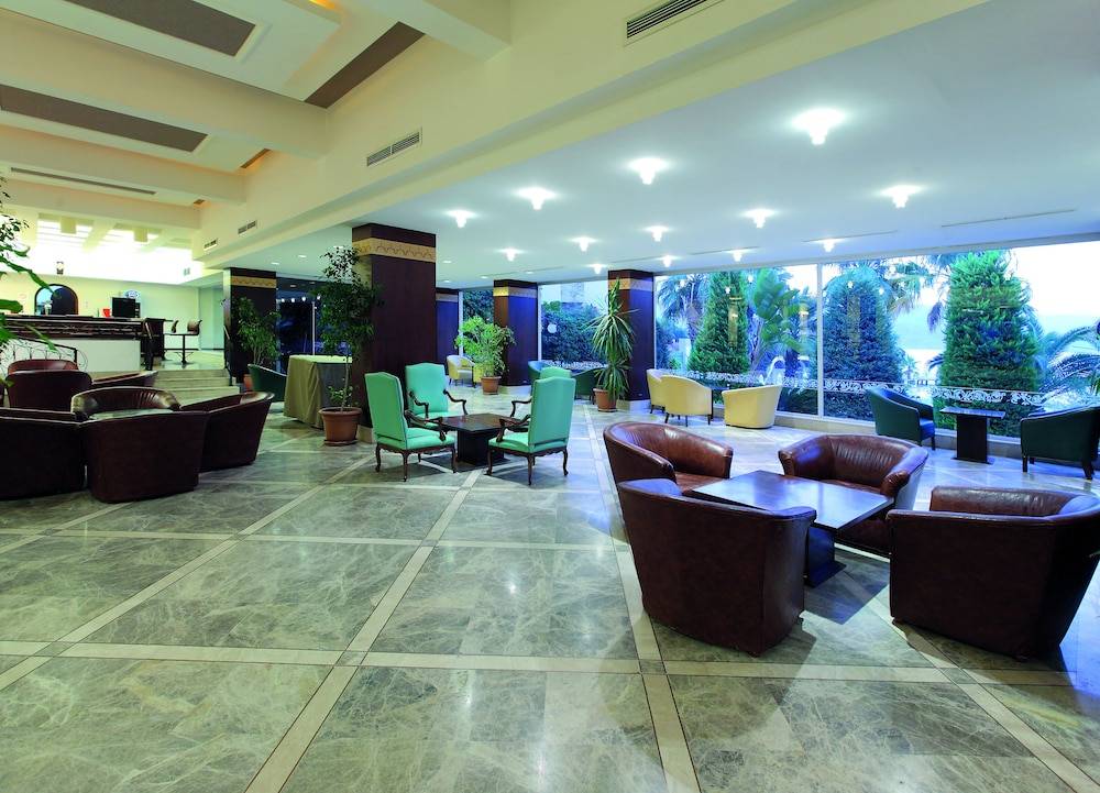Fortezza Beach Resort 2