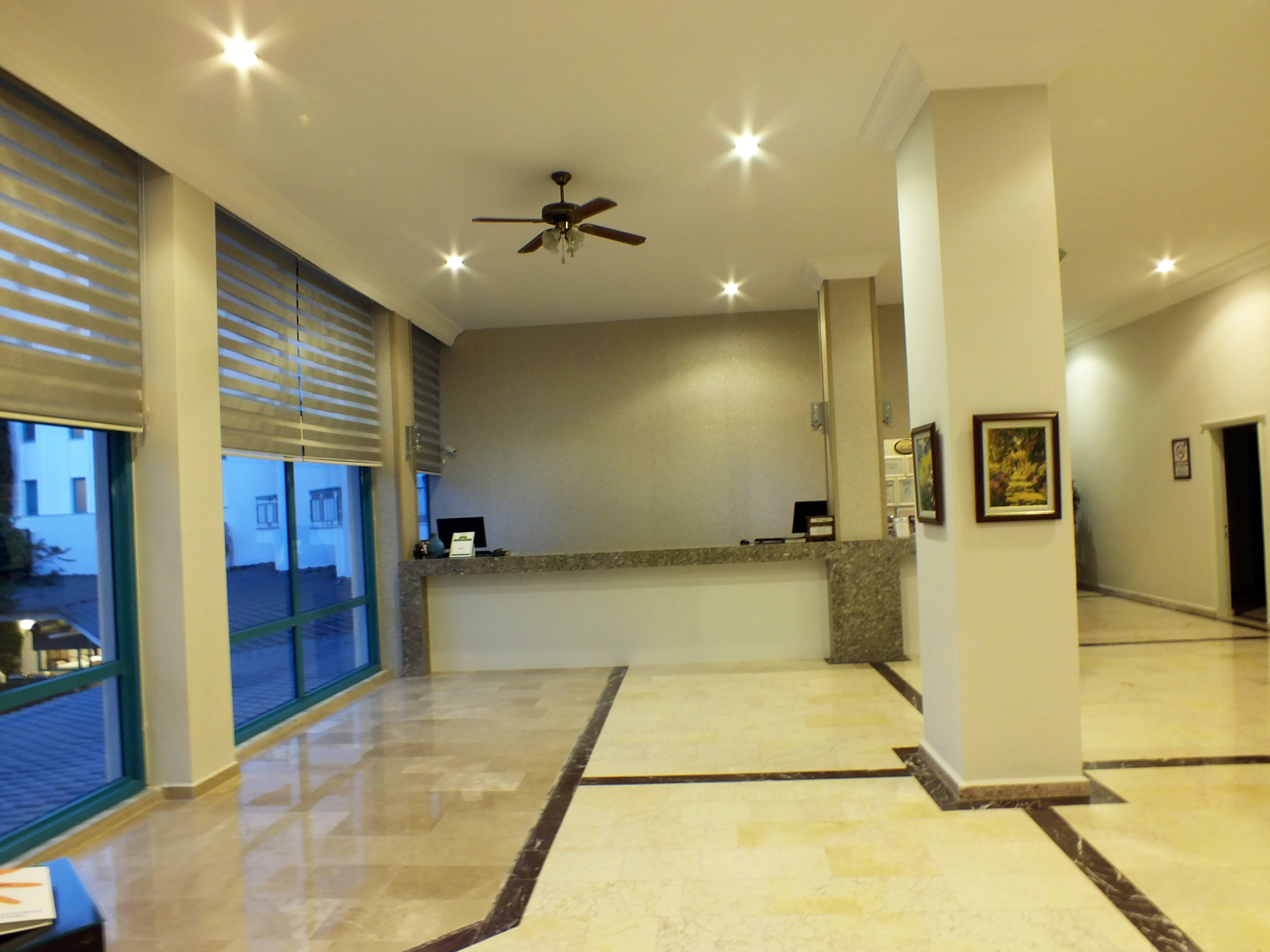 Tropical Beach Hotel 2