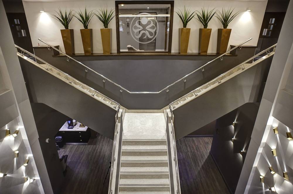 Sandman Signature London Gatwick Hotel 2