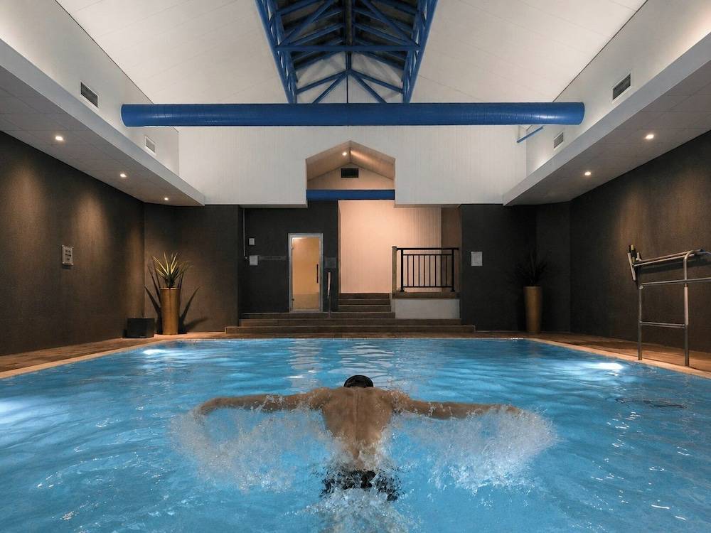 Sandman Signature London Gatwick Hotel 1