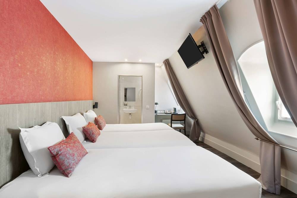 Sure Hotel by Best Western Paris Gare du Nord 1