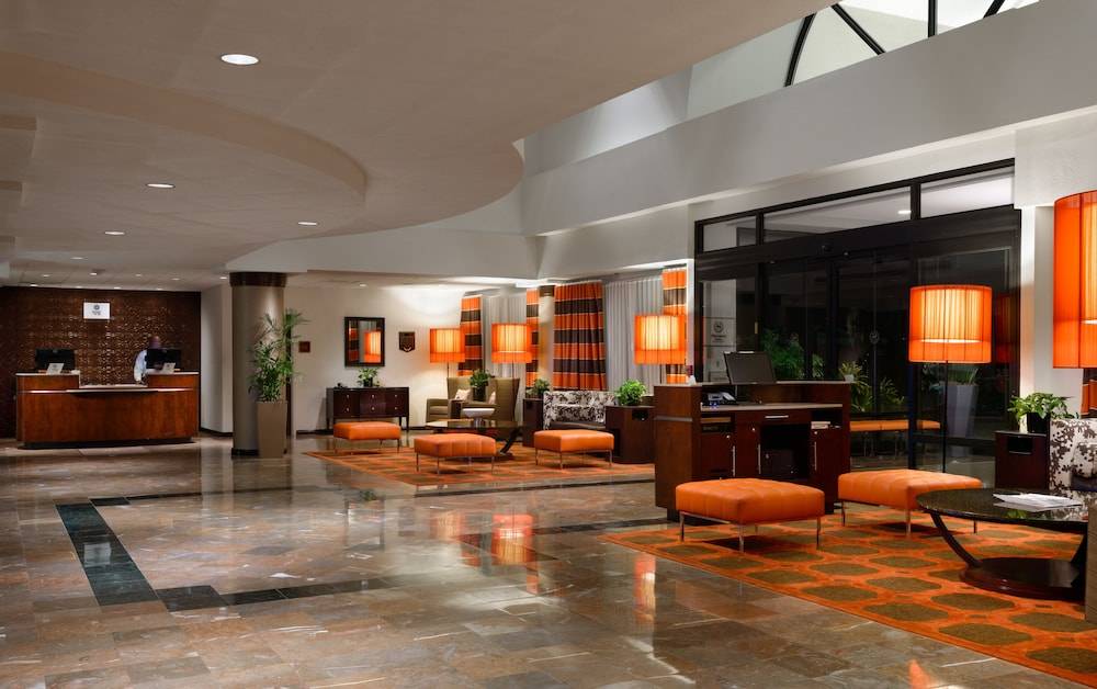 Sheraton Suites Orlando Airport Hotel 2