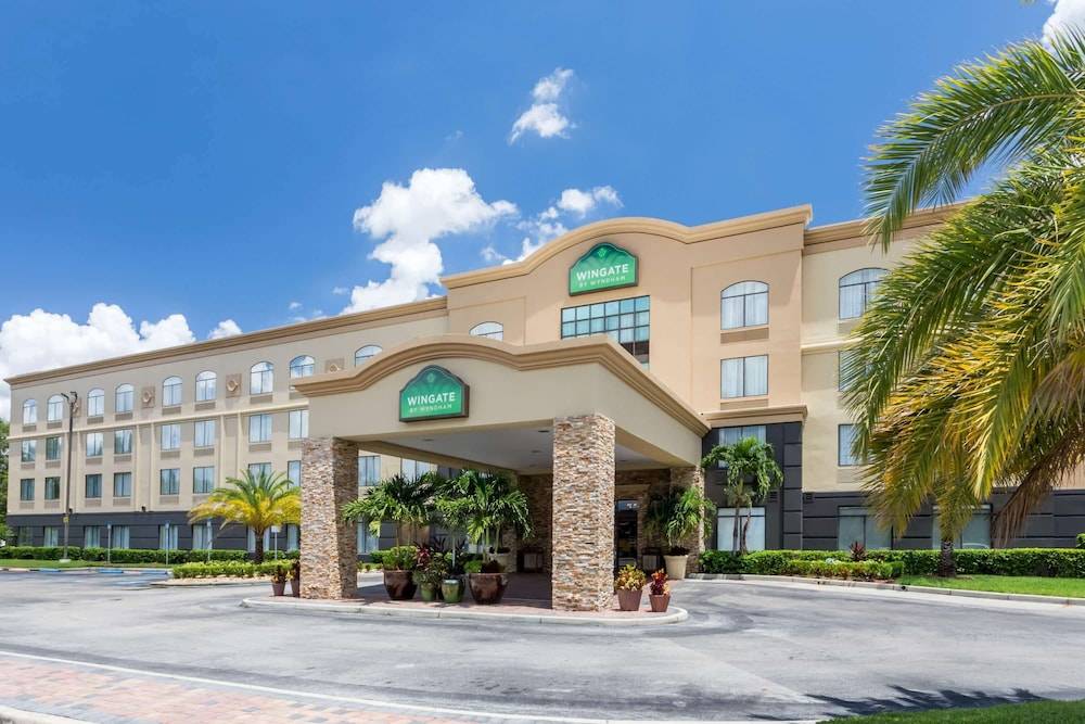 Wingate by Wyndham, Universal Studios - Free Theme Park Shuttle 1
