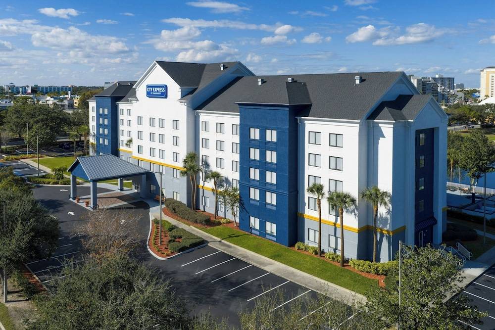 City Express by Marriott Orlando International Drive 1