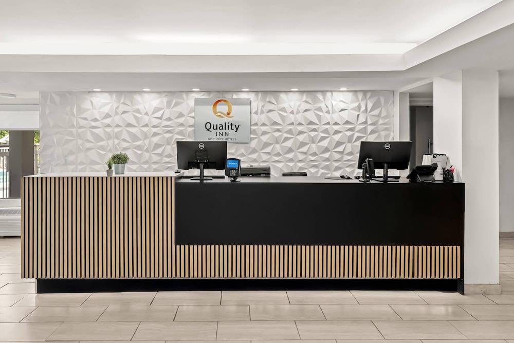 Quality Inn Orlando Near International Drive 2