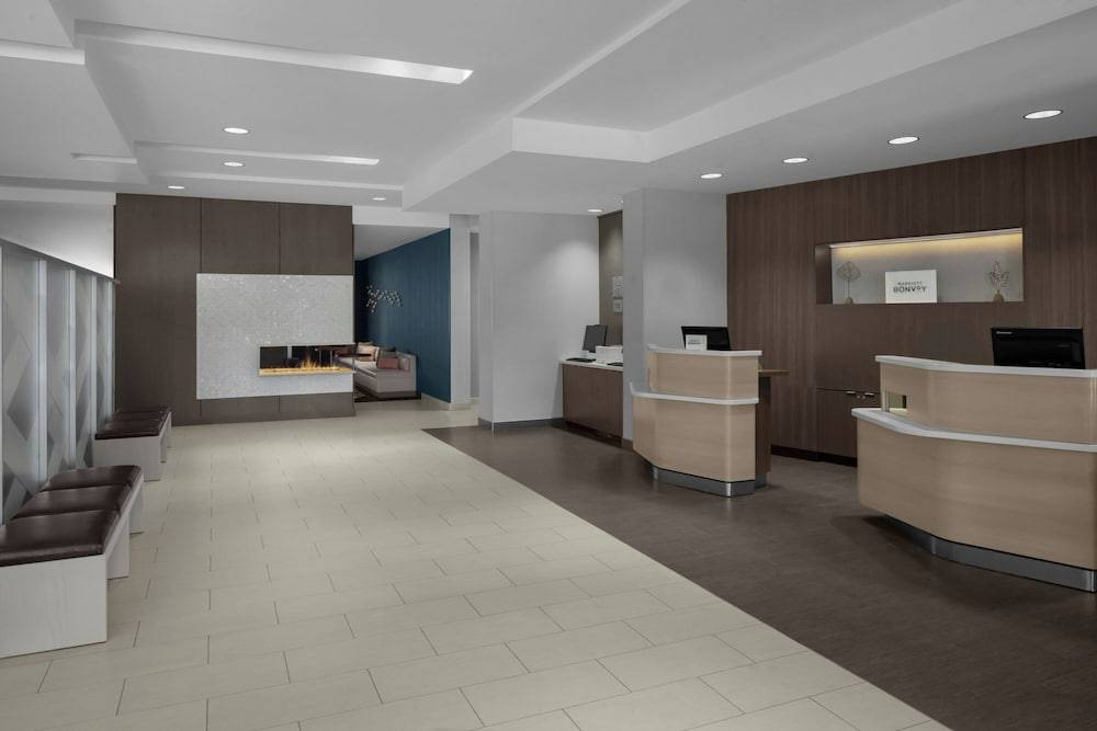 Courtyard by Marriott Orlando South/Grande Lakes Area 2