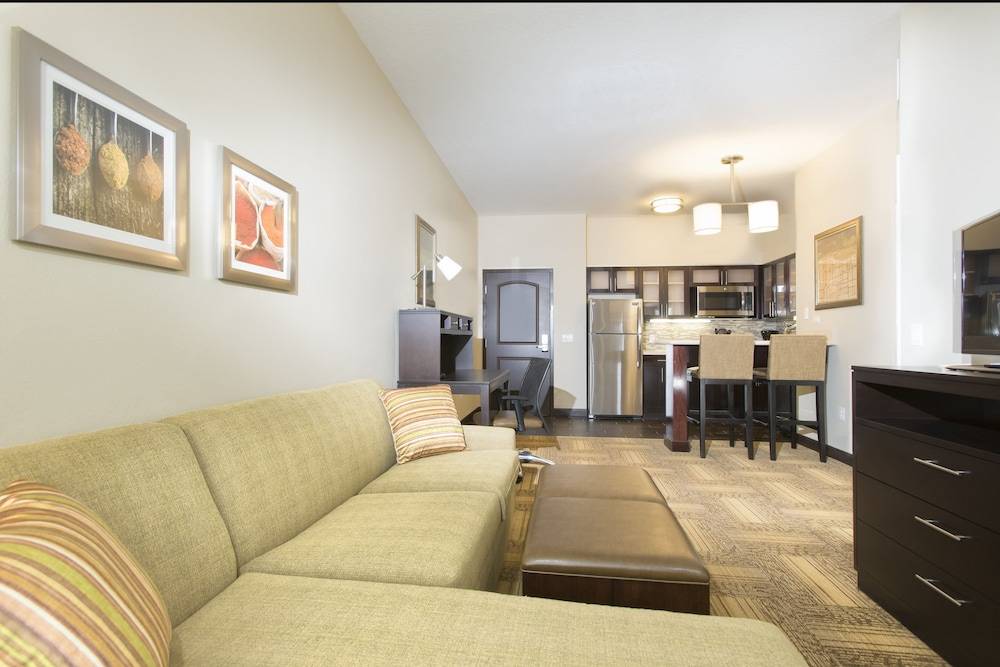 Staybridge Suites ORLANDO AT SEAWORLD by IHG 2