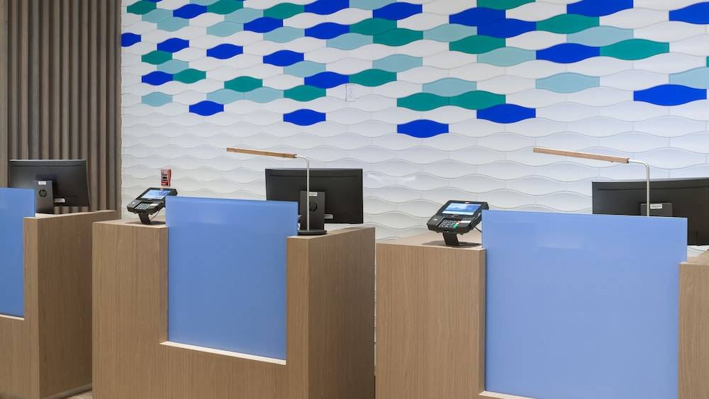 Holiday Inn Express & Suites ORLANDO AT SEAWORLD by IHG 2