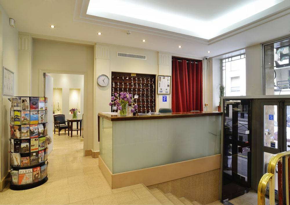Hôtel Ambassadeur 2