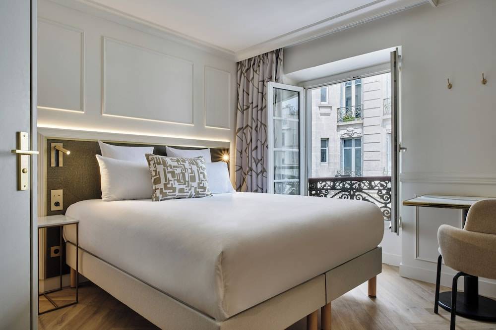 Posy Hotel by Happyculture 1