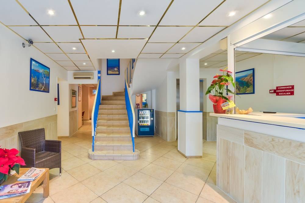 Hotel Provencal 2