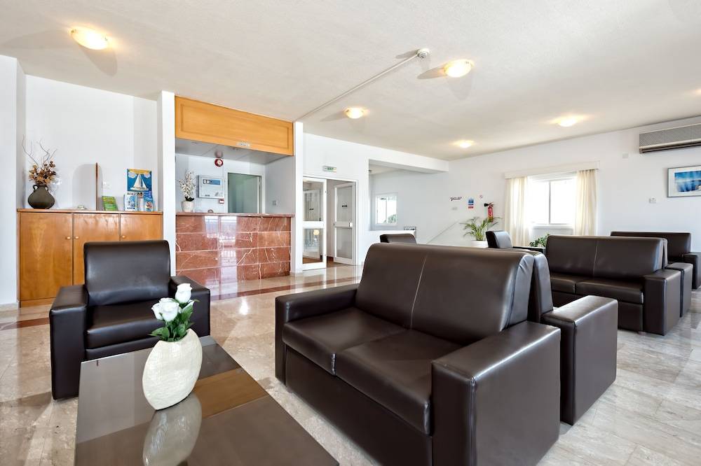 Sunny Hill Hotel Apartments 2