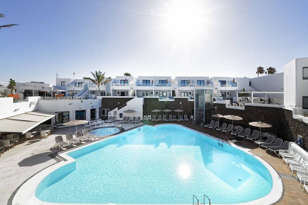 Aqua Suites 1