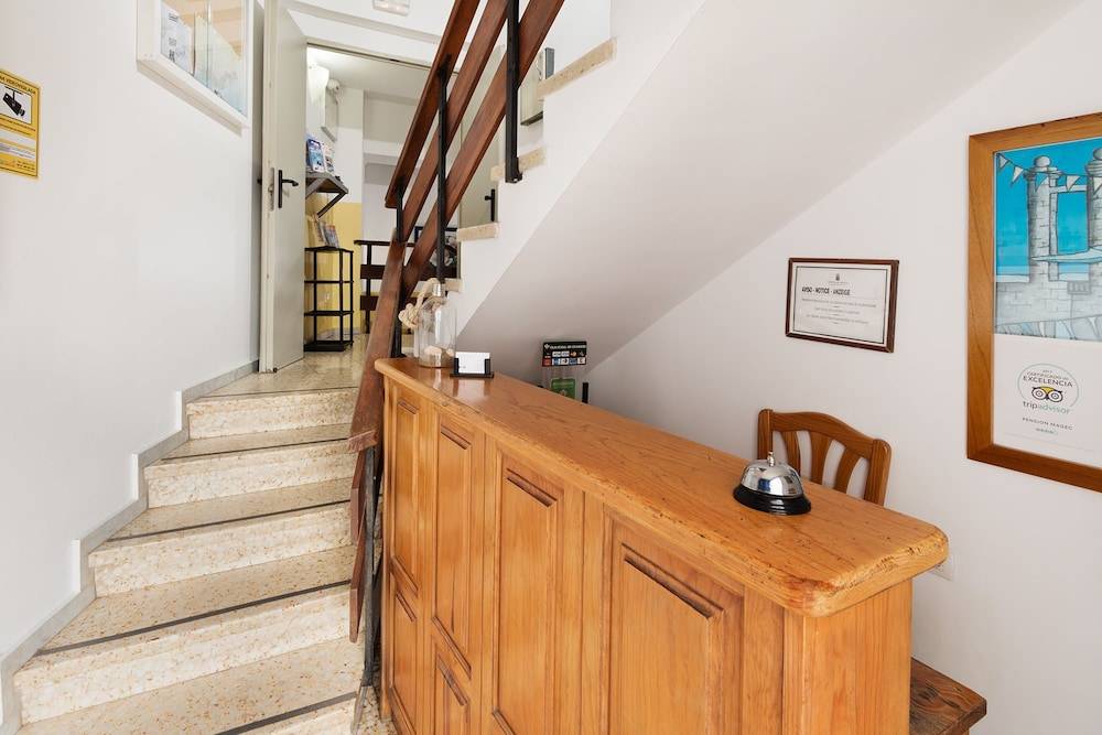 Hostal Magec 2
