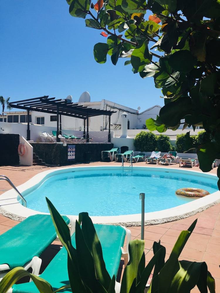 Apartamentos Maribel 1