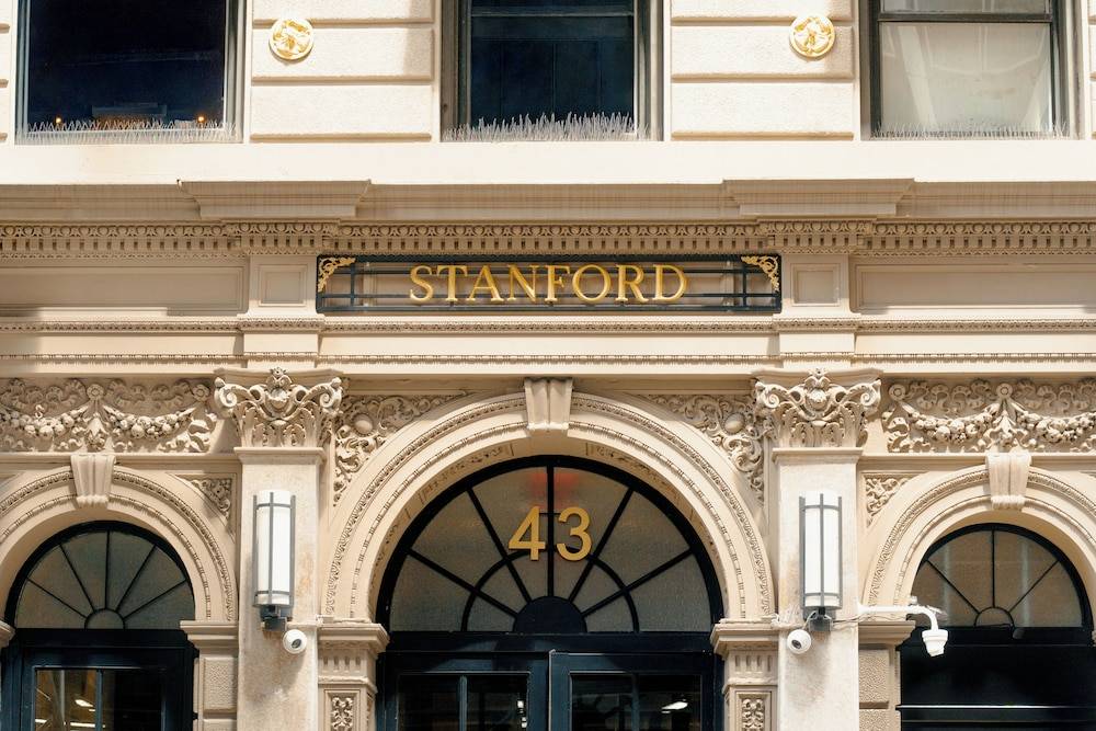Hotel Stanford 1