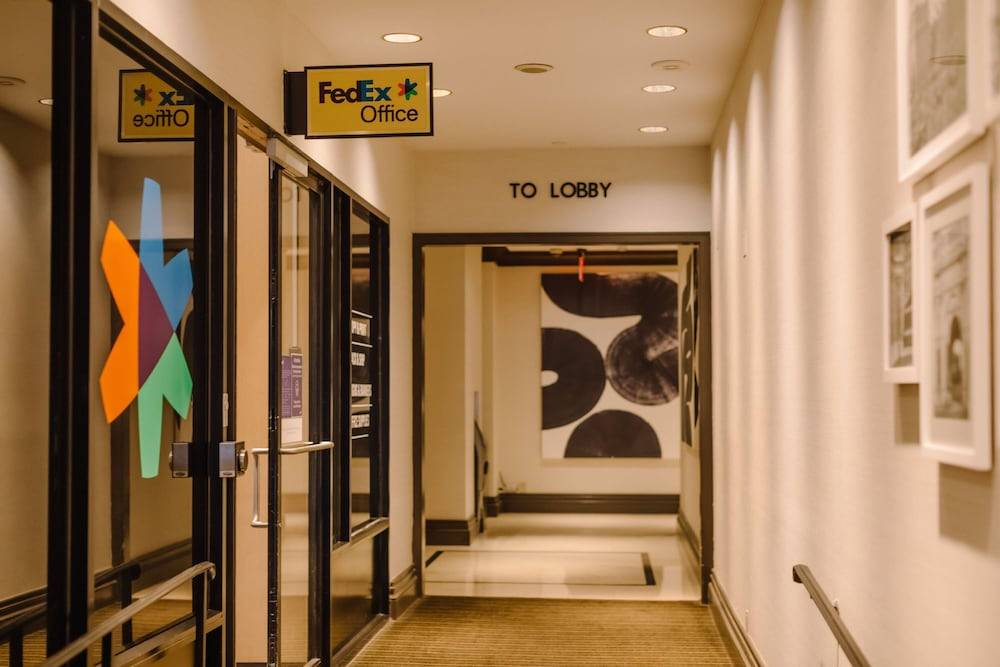 New York Marriott Downtown 2