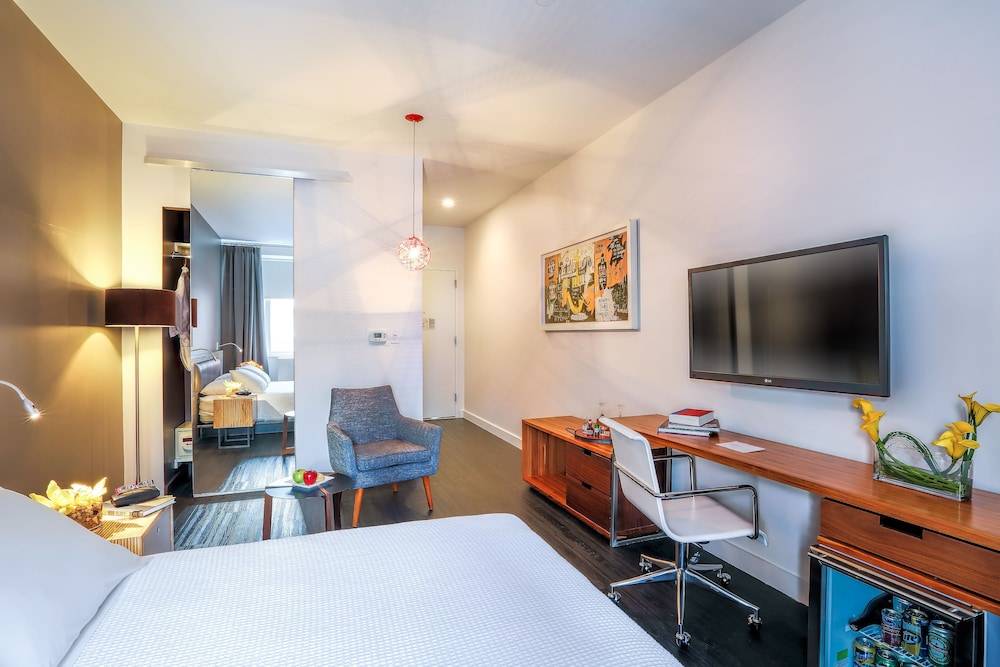 NU Hotel 2