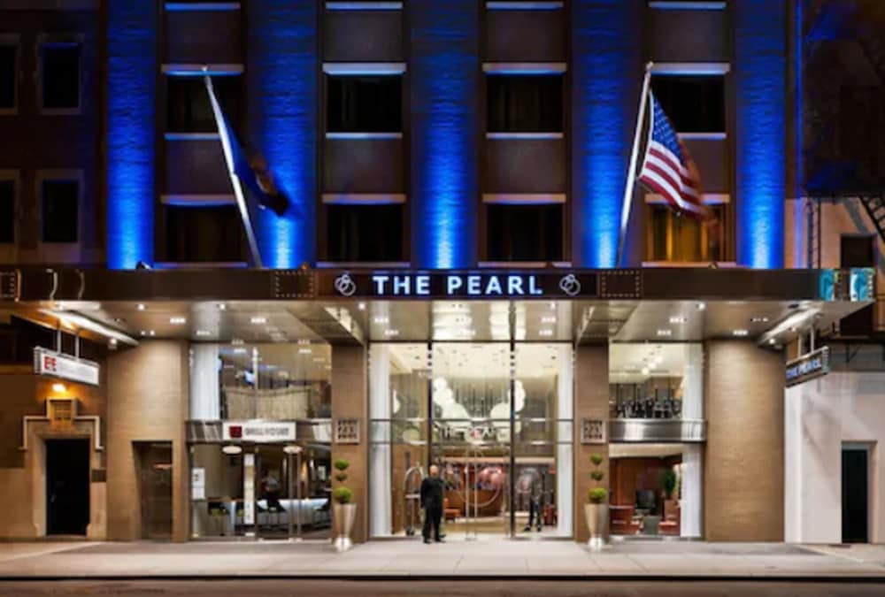 The Pearl Hotel 1