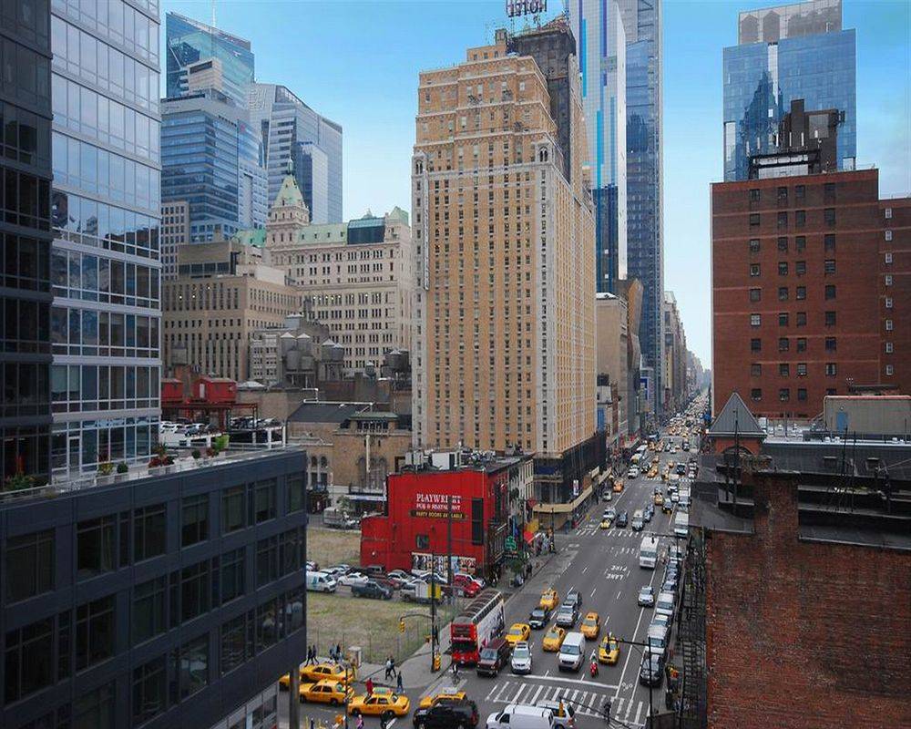 Econo Lodge Times Square 2
