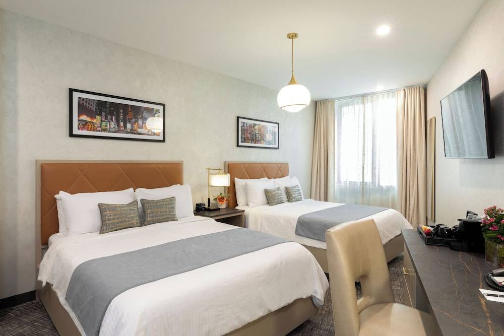 Broadway Plaza Hotel 2