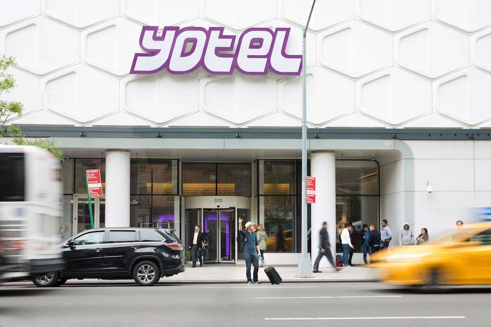 YOTEL New York Times Square 1
