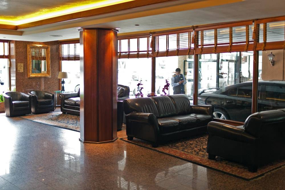 Travel Inn Hotel 1