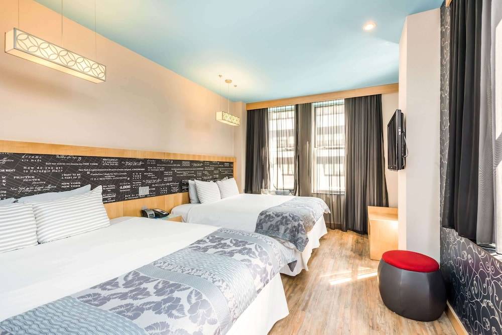TRYP by Wyndham New York City Times Square - Midtown 1