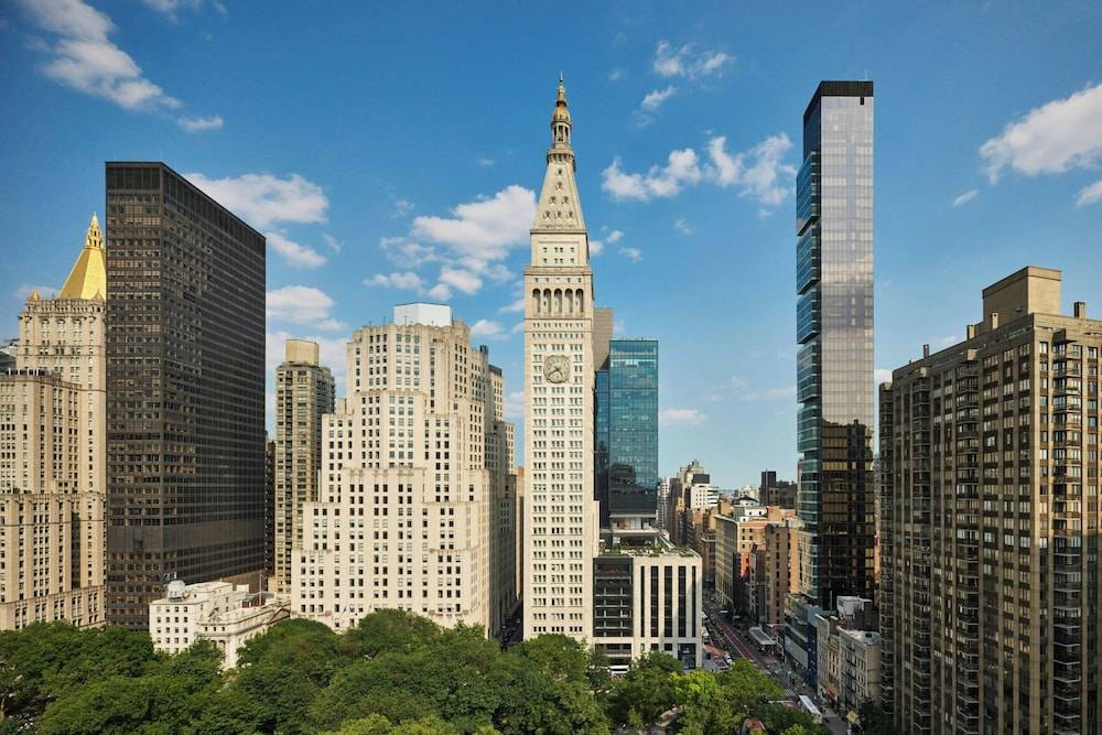 The New York EDITION 1