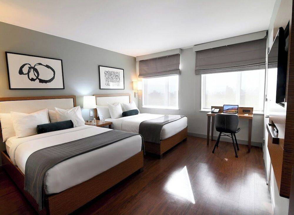 Edge Hotel Washington Heights 1