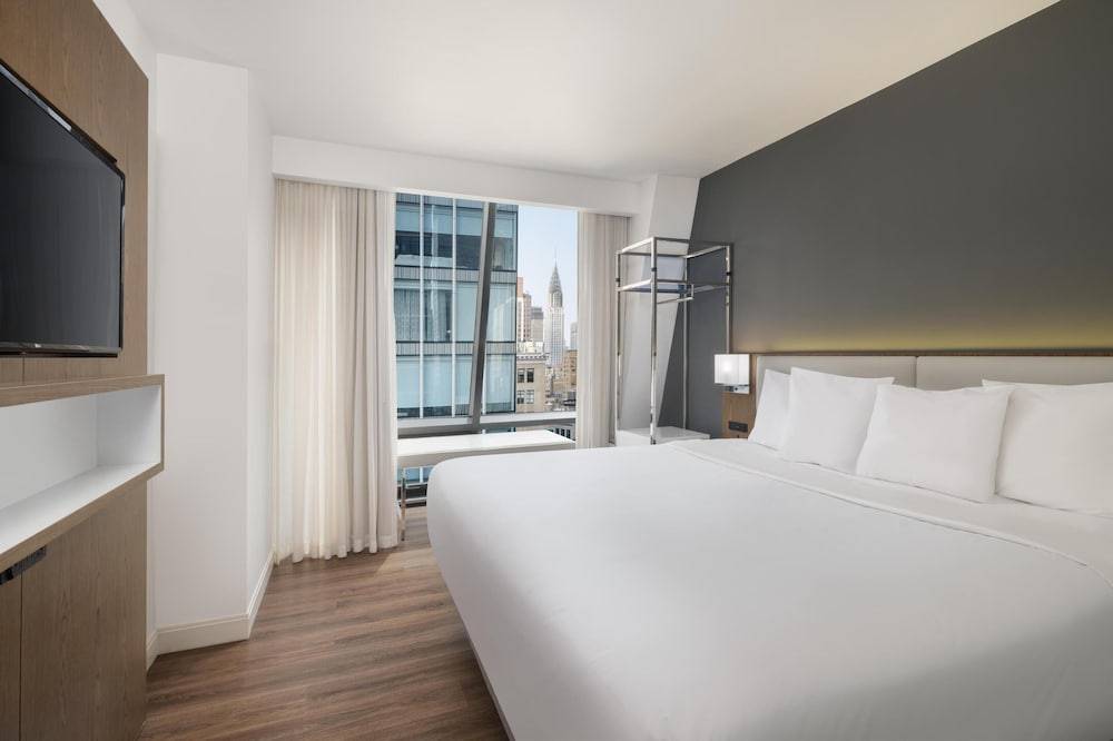 Best Western Premier Empire State Hotel 1