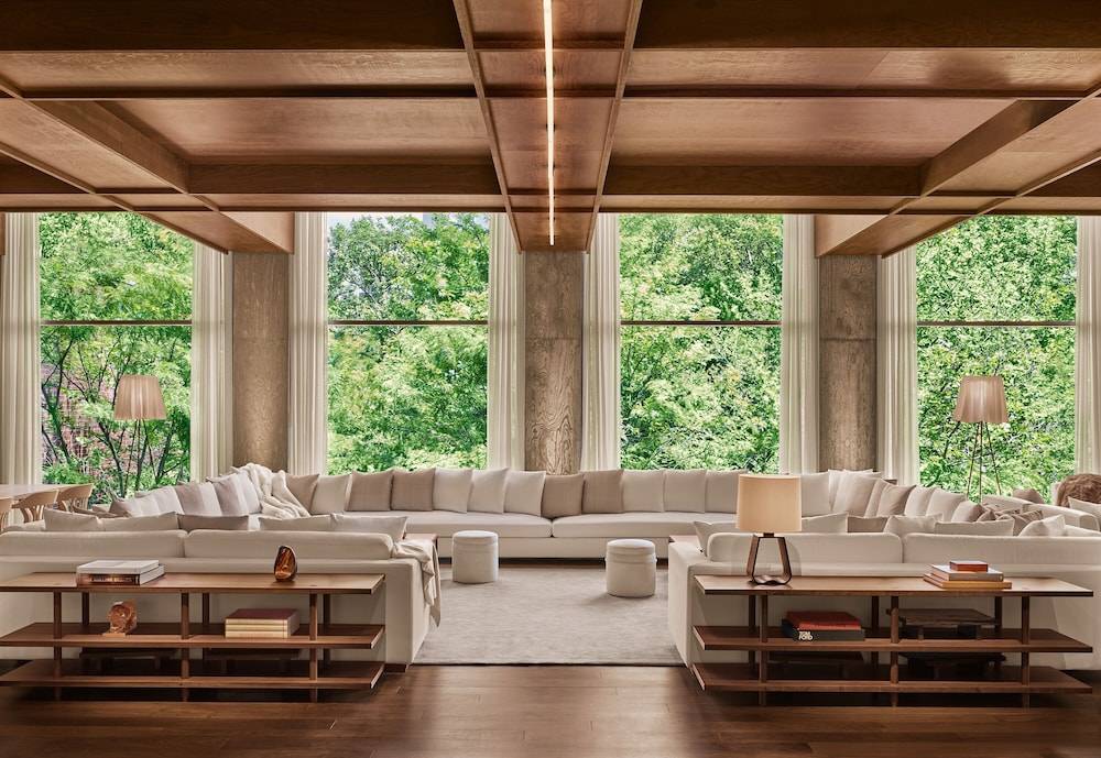 PUBLIC, an Ian Schrager hotel 1