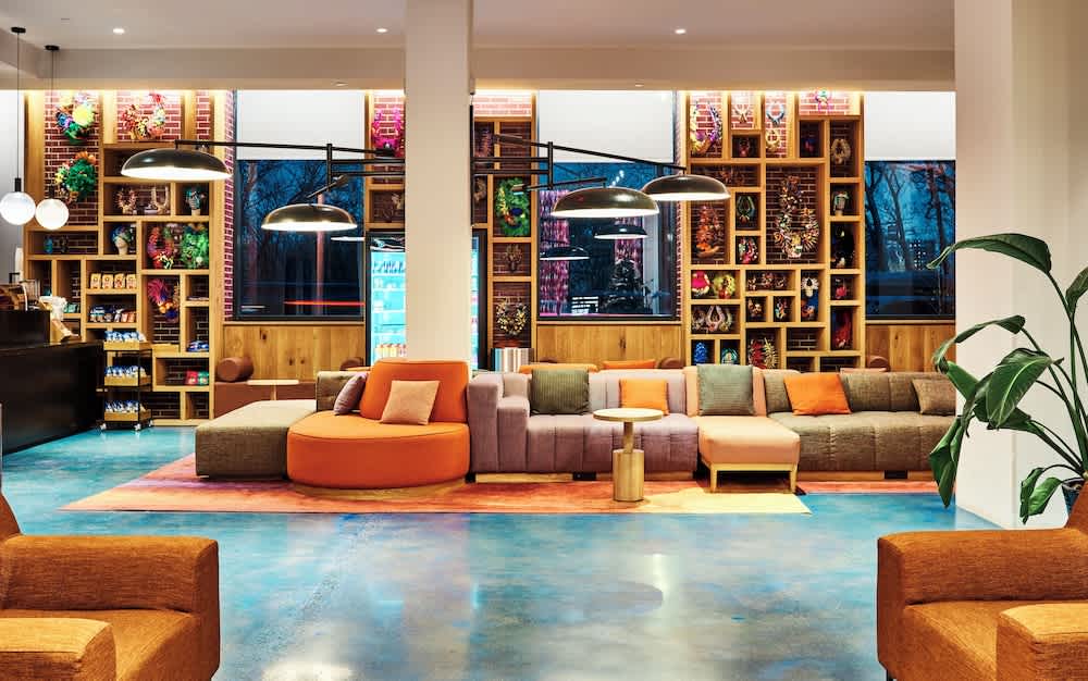 Radio Hotel 1