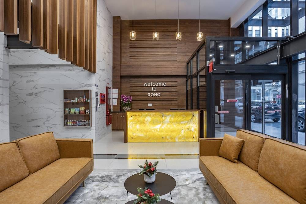 Best Western Plus Soho Hotel 2