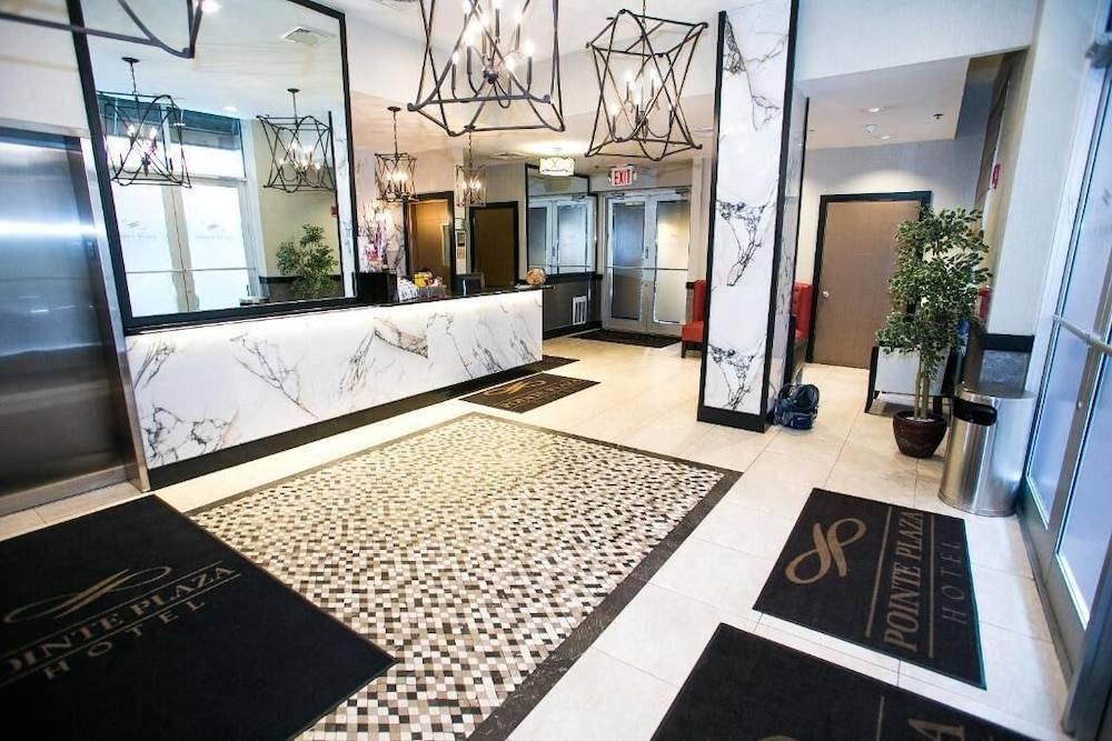 Pointe Plaza Hotel 1