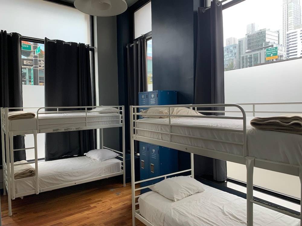 Q4 Hotel and Hostel 2